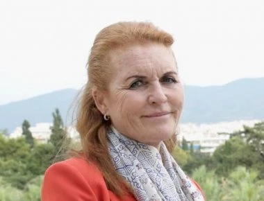 Στο πλευρό των πυρόπληκτων Ελλήνων η δούκισσα του Γιορκ Σάρα Φέργκιουσον